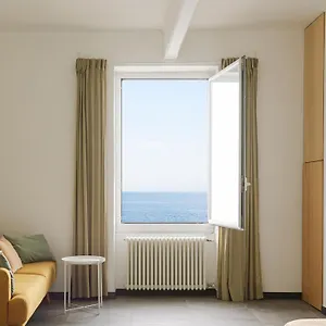https://c-de-m-genova-quinto.hotelitalianriviera.com